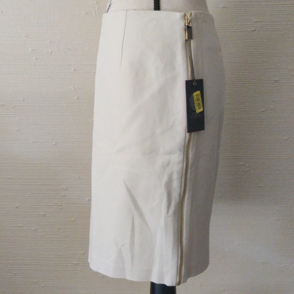🆕 Beige Vince Camuto career business casual pencil Skirt w/ gold hardware_2